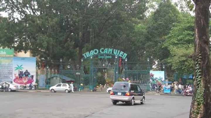 Hướng Dẫn Tham Quan Thảo Cầm Viên: Giá Vé, Giờ Mở & Lộ Trình