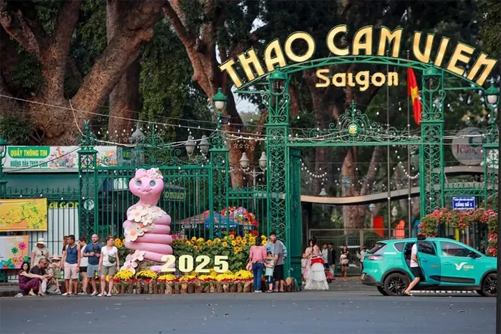 Thảo Cầm Viên: Giờ Mở Cửa & Giá Vé Chi Tiết Thảo Cầm Viên: Giờ Mở Cửa & Giá Vé Chi Tiết