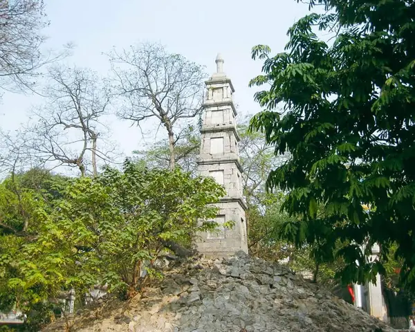 Khám Phá Tháp Bút Đài Nghiên: Lịch Sử, Kiến Trúc Và Ý Nghĩa