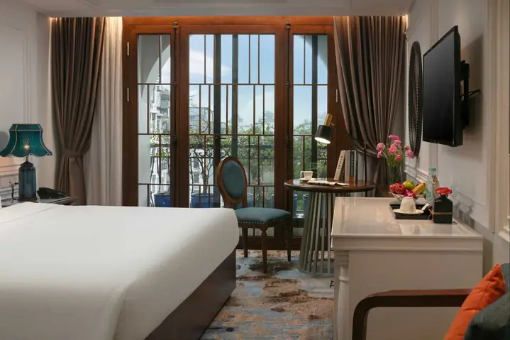 Khám Phá The Oriental Jade Hotel – Đánh Giá Chi Tiết Khám Phá The Oriental Jade Hotel – Đánh Giá Chi Tiết