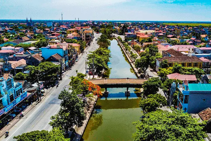 Khám Phá Kim Sơn Ninh Bình: Địa Lý, Lịch Sử Và Điểm Du Lịch