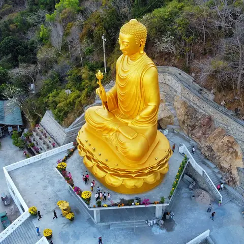 Thiền Viện Chơn Không Vũng Tàu: Khám Phá Kiến Trúc Và Tượng Phật Thiền Viện Chơn Không Vũng Tàu: Khám Phá Kiến Trúc Và Tượng Phật
