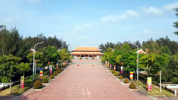 Thiền Viện Trúc Lâm Trà Vinh: Hành Trình Tâm Linh Giữa Lòng Đồng Bằng Sông Cửu Long