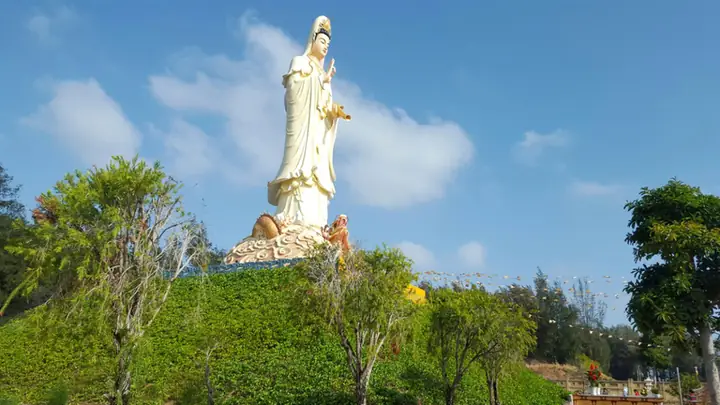 Thiền Viện Trúc Lâm Trà Vinh: Hành Trình Tâm Linh Giữa Lòng Đồng Bằng Sông Cửu Long Thiền Viện Trúc Lâm Trà Vinh: Hành Trình Tâm Linh Giữa Lòng Đồng Bằng Sông Cửu Long
