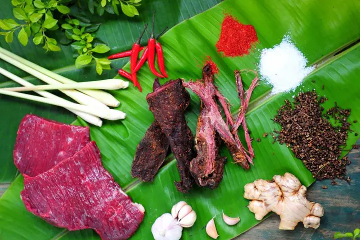 Khám Phá Thịt Trâu Gác Bếp – Đặc Sản Sa Pa Cho Thực Khách Khám Phá Thịt Trâu Gác Bếp – Đặc Sản Sa Pa Cho Thực Khách
