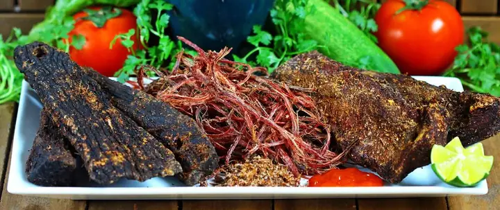 Thịt Trâu Gác Bếp Yên Bái: Hương Vị Đặc Trưng Từ Vùng Cao