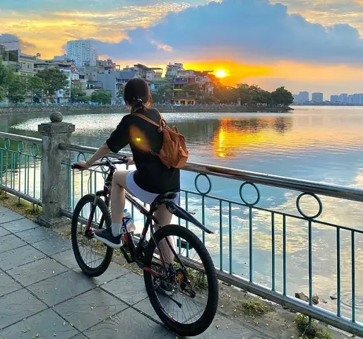 Cho Thuê Xe Đạp Hồ Tây: 10 Địa Chỉ Giá Tốt, Đa Dạng Loại Xe