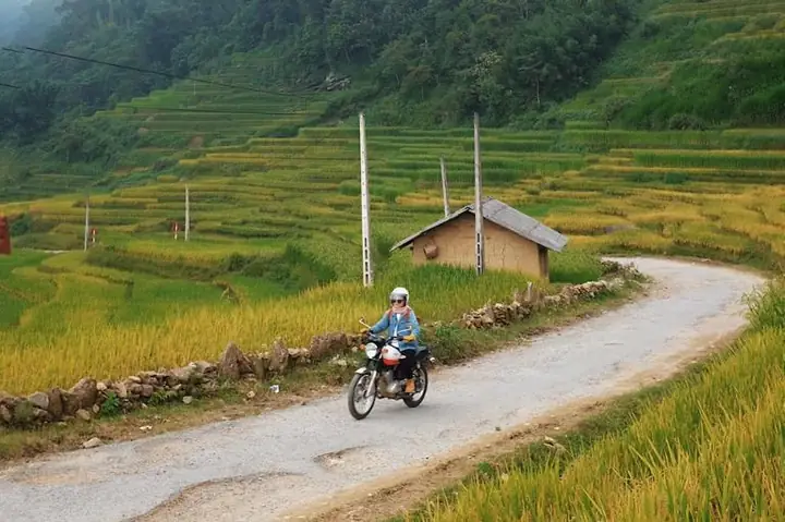 Hướng Dẫn Thuê Xe Máy Tại Mù Cang Chải: Giá, Địa Điểm & Lưu Ý