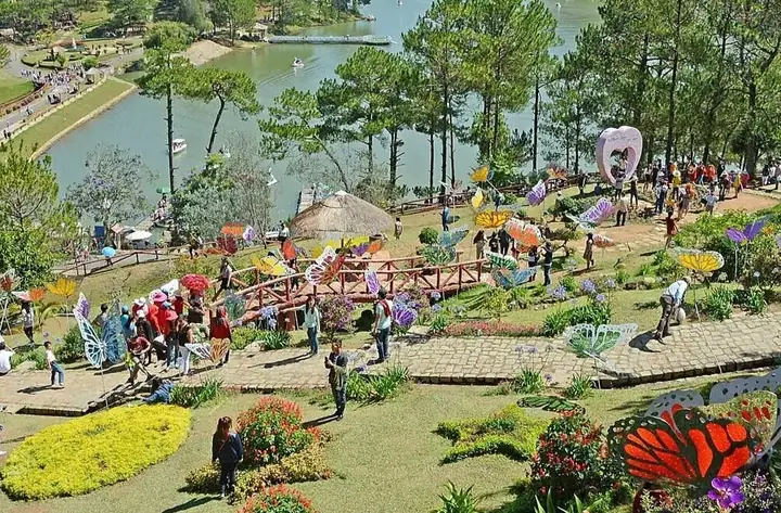 Khám Phá Thung Lũng Tình Yêu Đà Lạt: Giá Vé, Hoạt Động