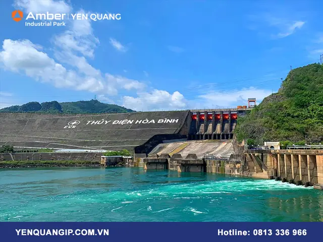 Nhà Máy Thủy Điện Hòa Bình: Công Trình Thế Kỷ Việt Nam