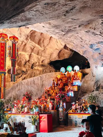 Chùa Tam Thanh Lạng Sơn: Lễ Hội Có Một Không Hai Và Bí Mật Kiến Trúc Trăm Năm Chùa Tam Thanh Lạng Sơn: Lễ Hội Có Một Không Hai Và Bí Mật Kiến Trúc Trăm Năm