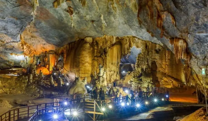 Thuyết Minh Về Động Thiên Đường: Hành Trình Khám Phá Thiên Nhiên Kỳ Vĩ