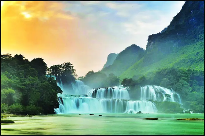 Thuyết Minh Thác Bản Giốc: Vẻ Đẹp Hùng Vĩ Việt Nam Thuyết Minh Thác Bản Giốc: Vẻ Đẹp Hùng Vĩ Việt Nam