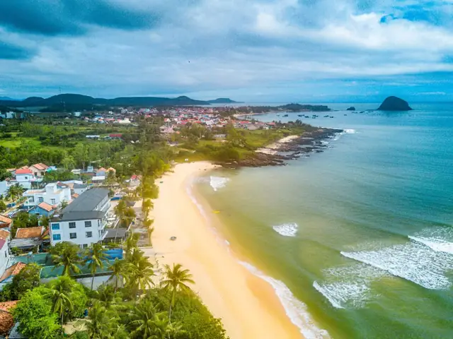 Khám Phá Tiềm Năng Du Lịch Phú Yên Ngành Kinh Tế Mũi Nhọn Khám Phá Tiềm Năng Du Lịch Phú Yên Ngành Kinh Tế Mũi Nhọn