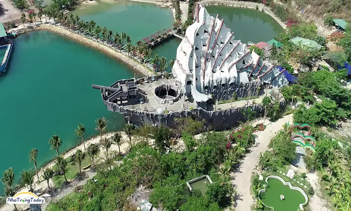 Khám Phá Thủy Cung Trí Nguyên Nha Trang – Hướng Dẫn Du Lịch