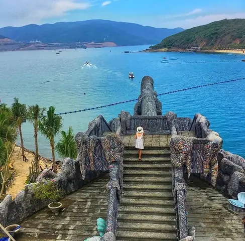 Khám Phá Thủy Cung Trí Nguyên Nha Trang – Hướng Dẫn Du Lịch
