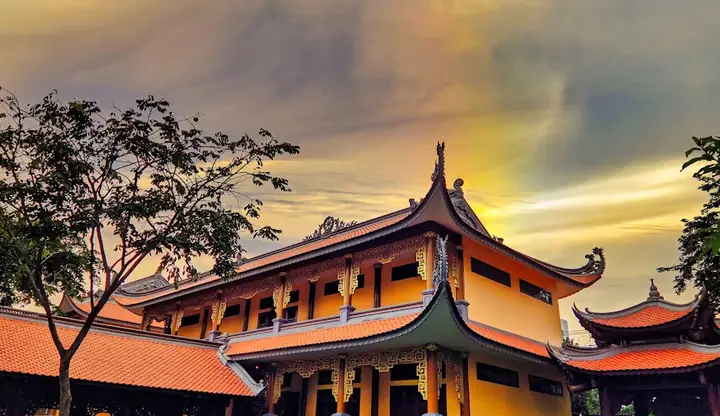 Tu Viện Vĩnh Nghiêm Quận 12: Địa Chỉ, Kiến Trúc & Không Gian Tu Viện Vĩnh Nghiêm Quận 12: Địa Chỉ, Kiến Trúc & Không Gian
