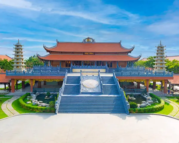 Tu Viện Vĩnh Nghiêm Quận 12: Địa Chỉ, Kiến Trúc & Không Gian Tu Viện Vĩnh Nghiêm Quận 12: Địa Chỉ, Kiến Trúc & Không Gian