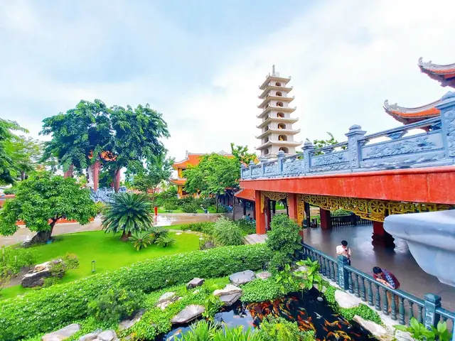Tu Viện Vĩnh Nghiêm Quận 12: Địa Chỉ, Kiến Trúc & Không Gian Tu Viện Vĩnh Nghiêm Quận 12: Địa Chỉ, Kiến Trúc & Không Gian