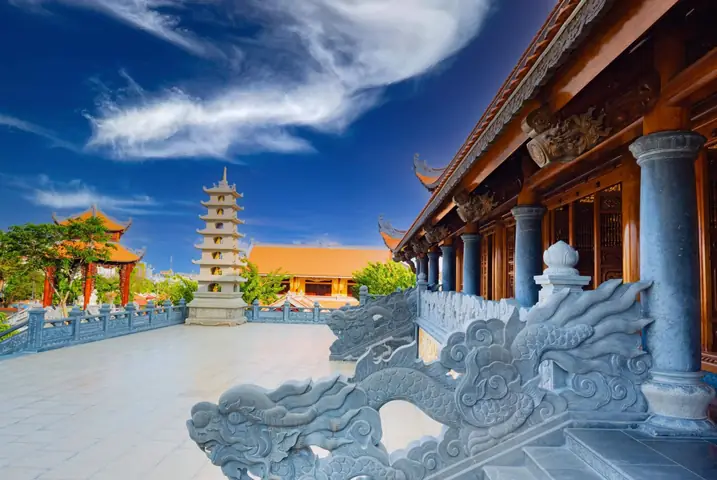 Tu Viện Vĩnh Nghiêm Quận 12: Địa Chỉ, Kiến Trúc & Không Gian