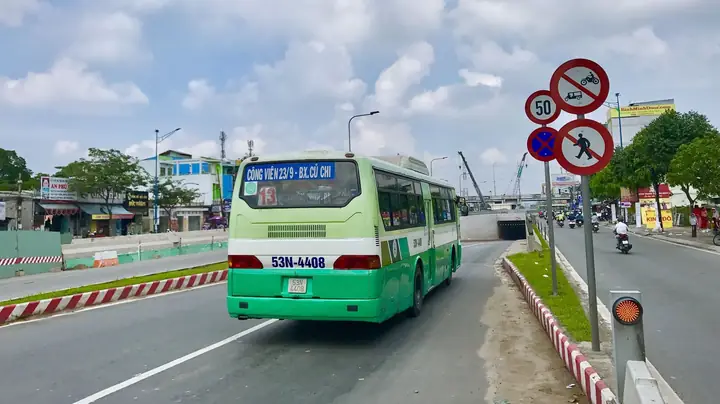 Cẩm Nang Di Chuyển Chi Tiết Về Tuyến Xe Buýt Số 13 Tp.hcm