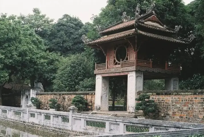 Văn Miếu - Quốc Tử Giám: Lịch Sử, Kiến Trúc, Giá Vé