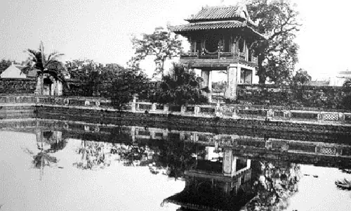Văn Miếu Quốc Tử Giám: Trường Quốc Tử Giám Đầu Tiên Văn Miếu Quốc Tử Giám: Trường Quốc Tử Giám Đầu Tiên
