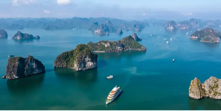 Khám Phá Vẻ Đẹp Vịnh Hạ Long: 7 Điểm Ngắm Tuyệt Vời Từ Trên Cao Khám Phá Vẻ Đẹp Vịnh Hạ Long: 7 Điểm Ngắm Tuyệt Vời Từ Trên Cao