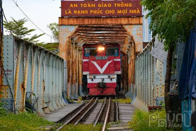 Vé Tàu Hà Nội Đi Thanh Hóa: Đánh Giá Toàn Diện Và Kinh Nghiệm Thực Tế