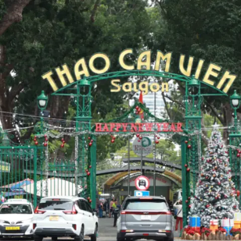 Vé Thảo Cầm Viên Bao Nhiêu? Giá Vé Vào Cầm Viên, Thời Gian Mở Cửa Và Các Lưu Ý Cần Biết