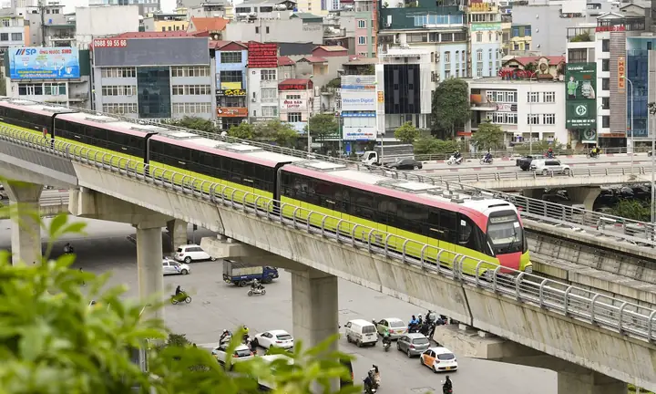 Khám Phá Tàu Điện Ngầm Đầu Tiên Việt Nam – Hướng Dẫn