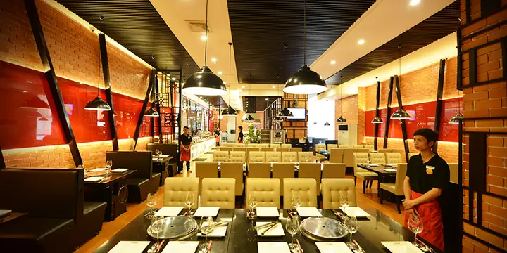 Vincom Bà Triệu Có Gì Ăn – Hướng Dẫn Chi Tiết Các Món Ăn Và Khu Ẩm Thực Tại Trung Tâm Thương Mại
