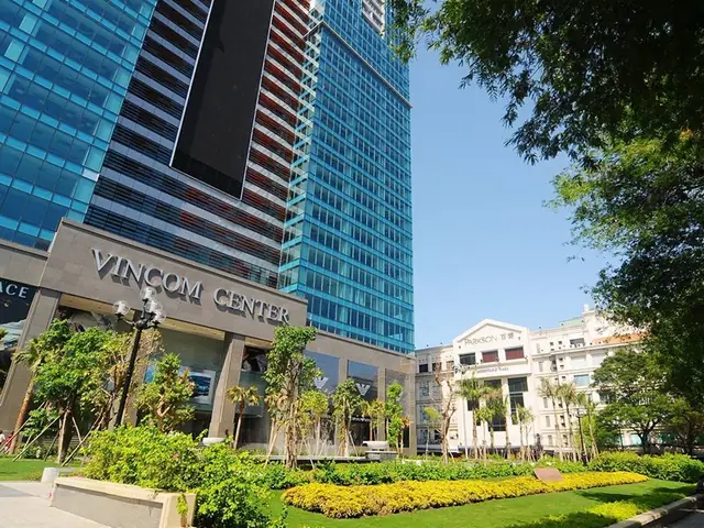 Vincom Đồng Khởi: Địa Chỉ, Giờ Mở Cửa, Có Gì?