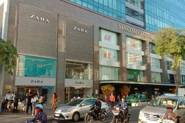 Khám Phá Vincom Center Đồng Khởi: Mua Sắm Giải Trí Cho Giới Trẻ