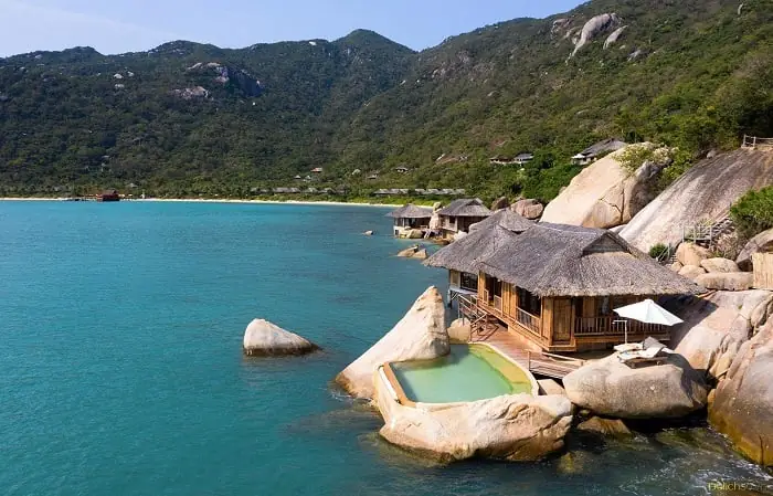 Vịnh Ninh Vân Nha Trang Nằm Ở Đâu? Cẩm Nang Du Lịch Toàn Diện Nhất