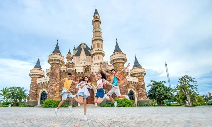 Vinpearl Nam Hội An: Cẩm Nang Trải Nghiệm Toàn Diện Và Bí Kíp Du Lịch Vinpearl Nam Hội An: Cẩm Nang Trải Nghiệm Toàn Diện Và Bí Kíp Du Lịch