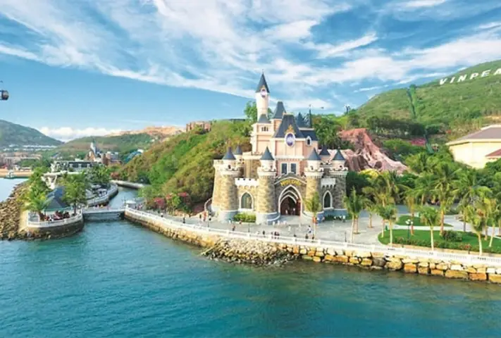 Khám Phá Vinpearl Nha Trang: 10 Trải Nghiệm Không Thể Bỏ Lỡ Khám Phá Vinpearl Nha Trang: 10 Trải Nghiệm Không Thể Bỏ Lỡ