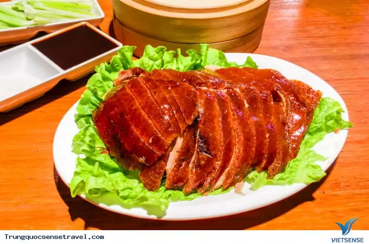 Vịt Quay Bắc Kinh Ăn Ngọn Ở Đâu? Cẩm Nang Chọn Nhà Hàng Chuẩn Về Vị