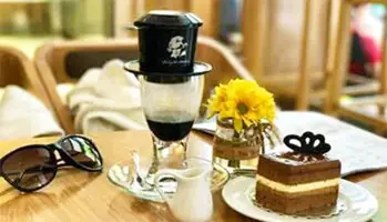 Viva Star Coffee Điện Biên Phủ: Địa Chỉ, Giờ Mở Cửa & Ưu Đãi