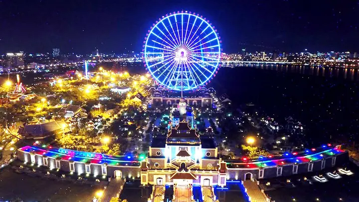 Cẩm Nang Trải Nghiệm Vòng Quay Mặt Trời Đà Nẵng: Từ A Đến Z Cẩm Nang Trải Nghiệm Vòng Quay Mặt Trời Đà Nẵng: Từ A Đến Z