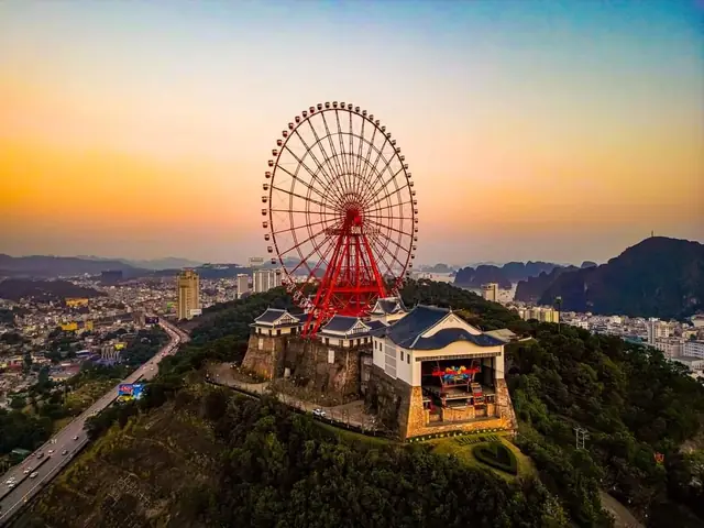 Khám Phá Sun Wheel Hạ Long: Hướng Dẫn Trải Nghiệm Và Giá Vé Khám Phá Sun Wheel Hạ Long: Hướng Dẫn Trải Nghiệm Và Giá Vé