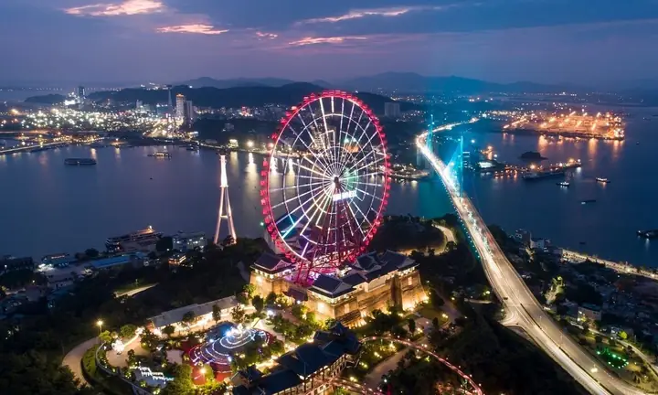 Khám Phá Sun Wheel Hạ Long: Hướng Dẫn Trải Nghiệm Và Giá Vé Khám Phá Sun Wheel Hạ Long: Hướng Dẫn Trải Nghiệm Và Giá Vé