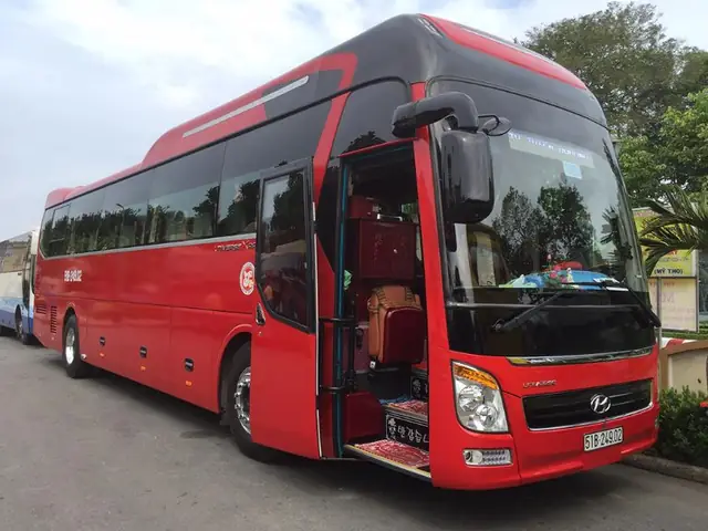 Top 7 Xe Khách Hà Nội Mộc Châu Uy Tín Nhất 2026: Đánh Giá Chi Tiết Từ A Đến Z