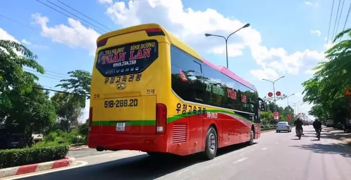 Xe Khách Sài Gòn – Tây Ninh: Hướng Dẫn Chi Tiết Cách Đặt Vé, Lịch Trình Và Mẹo Tiết Kiệm