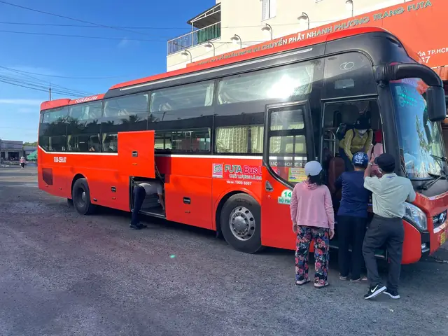 Xe Phương Trang Đi Phú Yên: Cẩm Nang Đặt Vé & Trải Nghiệm Toàn Diện