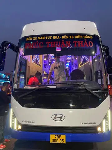 Vé Xe Sài Gòn Đi Phú Yên: Hãng Xe, Giá Vé & Lịch Trình