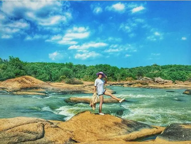 Đánh Giá Chi Tiết Nhà Xe Tuấn Hưng: Tuyến Sài Gòn - Cần Thơ - Cà Mau Đánh Giá Chi Tiết Nhà Xe Tuấn Hưng: Tuyến Sài Gòn - Cần Thơ - Cà Mau
