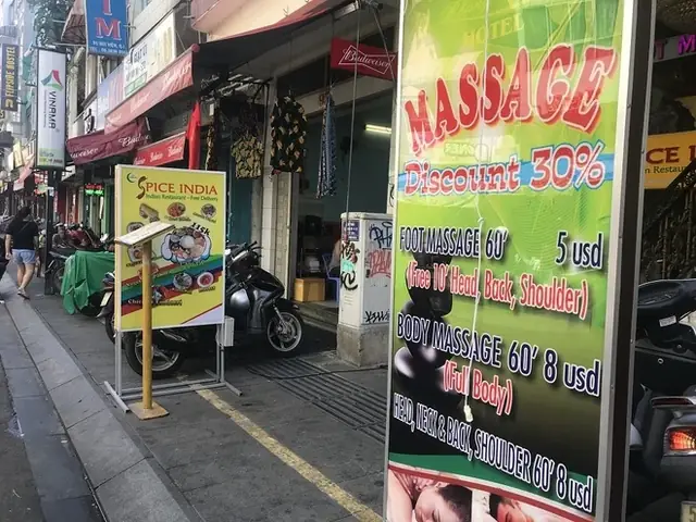 Bán Usd Chợ Đen Ở Đâu: Hướng Dẫn Chi Tiết Và Lưu Ý An Toàn Bán Usd Chợ Đen Ở Đâu: Hướng Dẫn Chi Tiết Và Lưu Ý An Toàn