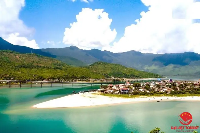 Biển Lăng Cô Cách Huế Bao Xa? Khoảng Cách Và Cách Di Chuyển Chi Tiết Biển Lăng Cô Cách Huế Bao Xa? Khoảng Cách Và Cách Di Chuyển Chi Tiết