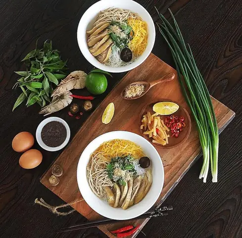 Bún Thang Nổi Tiếng Hà Nội – Lịch Sử, Cách Thưởng Thức Và Địa Chỉ “đỉnh” Cho Tín Đồ Ẩm Thực Bún Thang Nổi Tiếng Hà Nội – Lịch Sử, Cách Thưởng Thức Và Địa Chỉ “đỉnh” Cho Tín Đồ Ẩm Thực